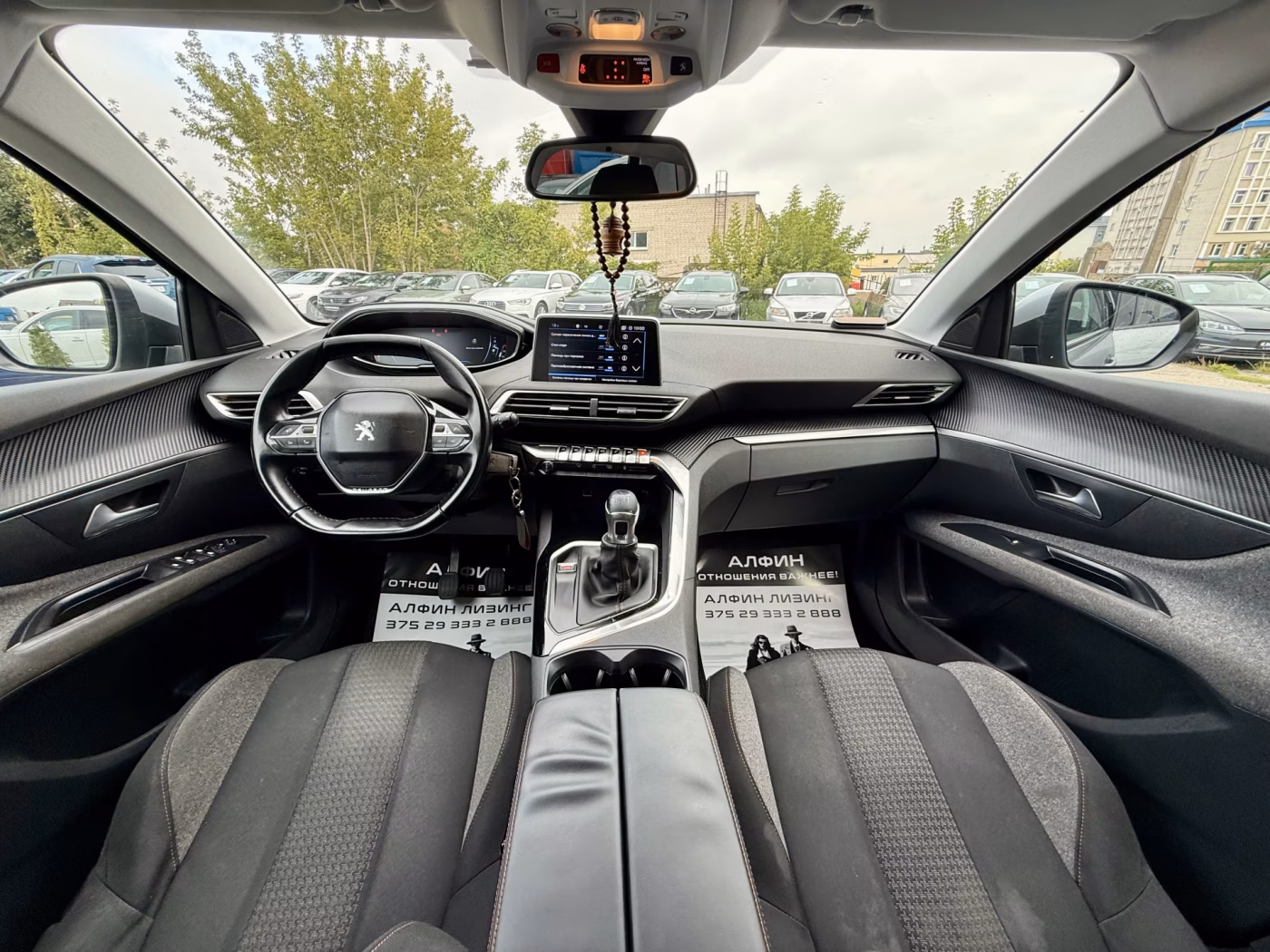 Peugeot 5008 фото 16