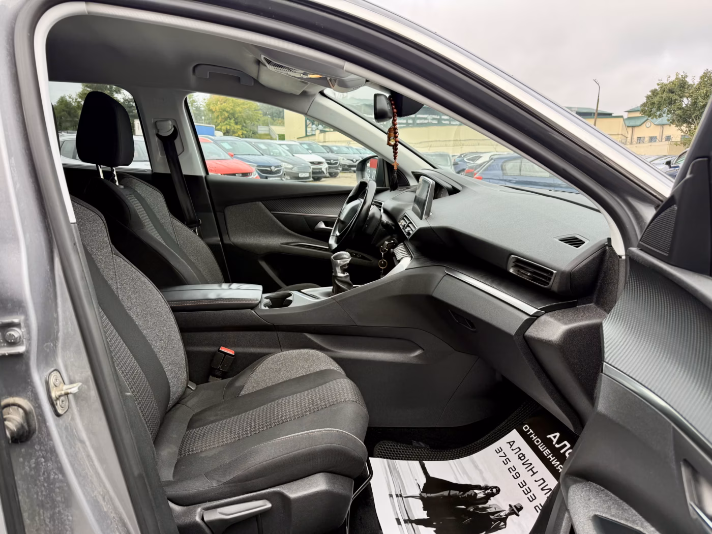 Peugeot 5008 фото 22