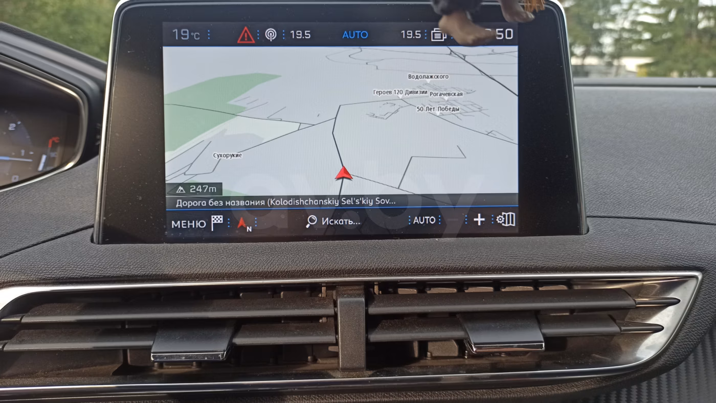 Peugeot 5008 фото 7