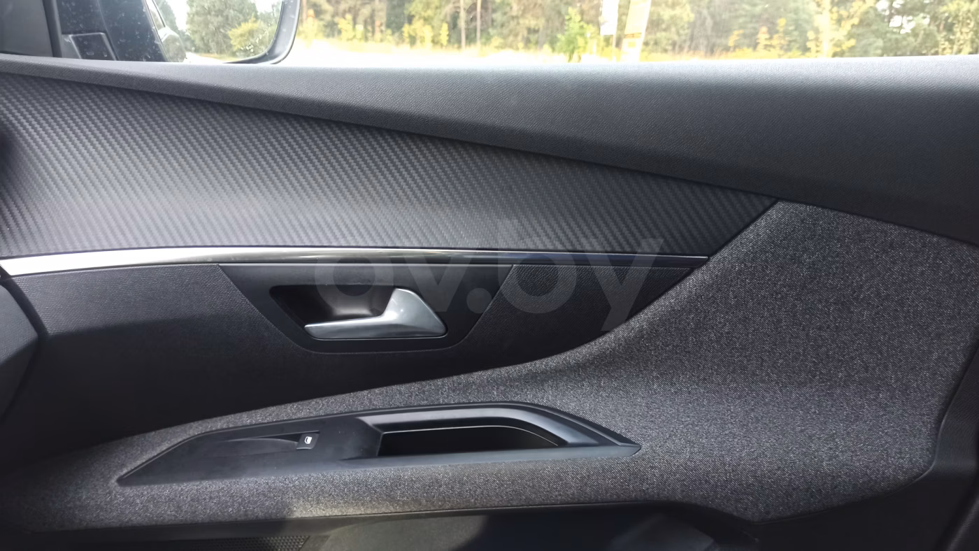 Peugeot 5008 фото 13