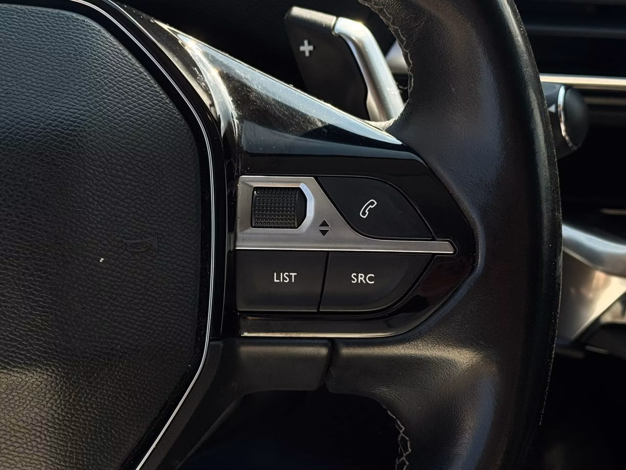 Peugeot 5008 фото 14