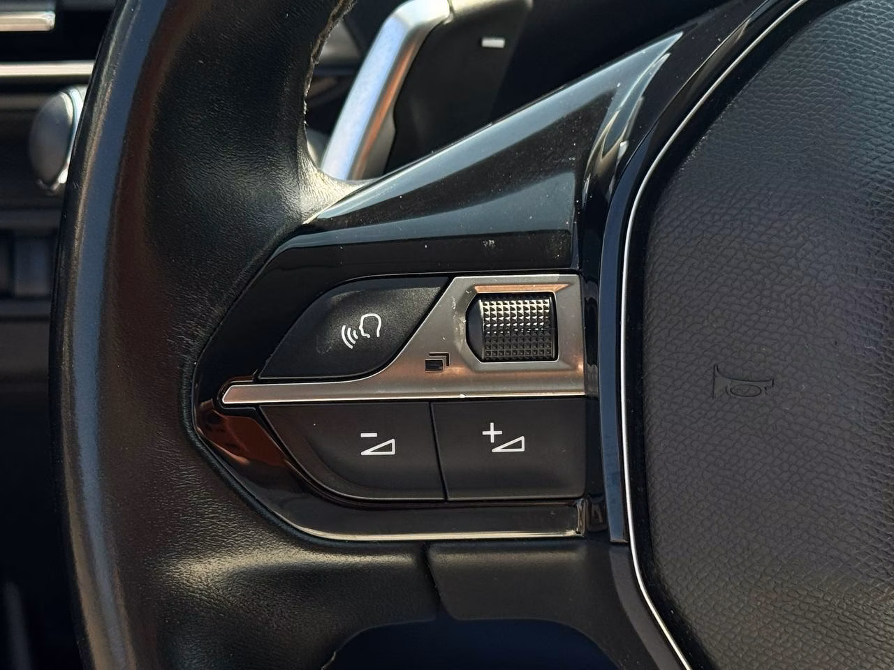 Peugeot 5008 фото 13