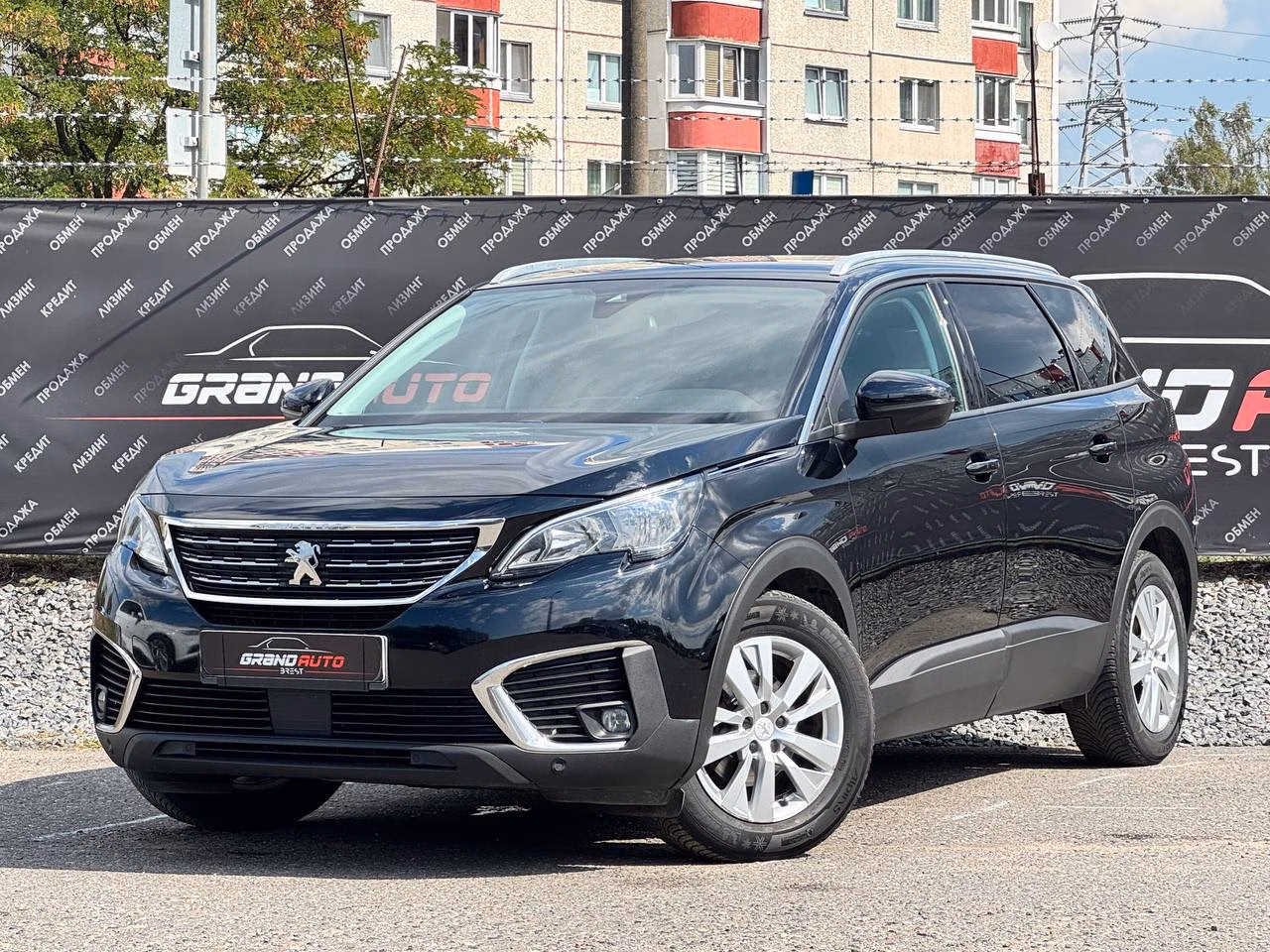 Peugeot 5008 фото 2