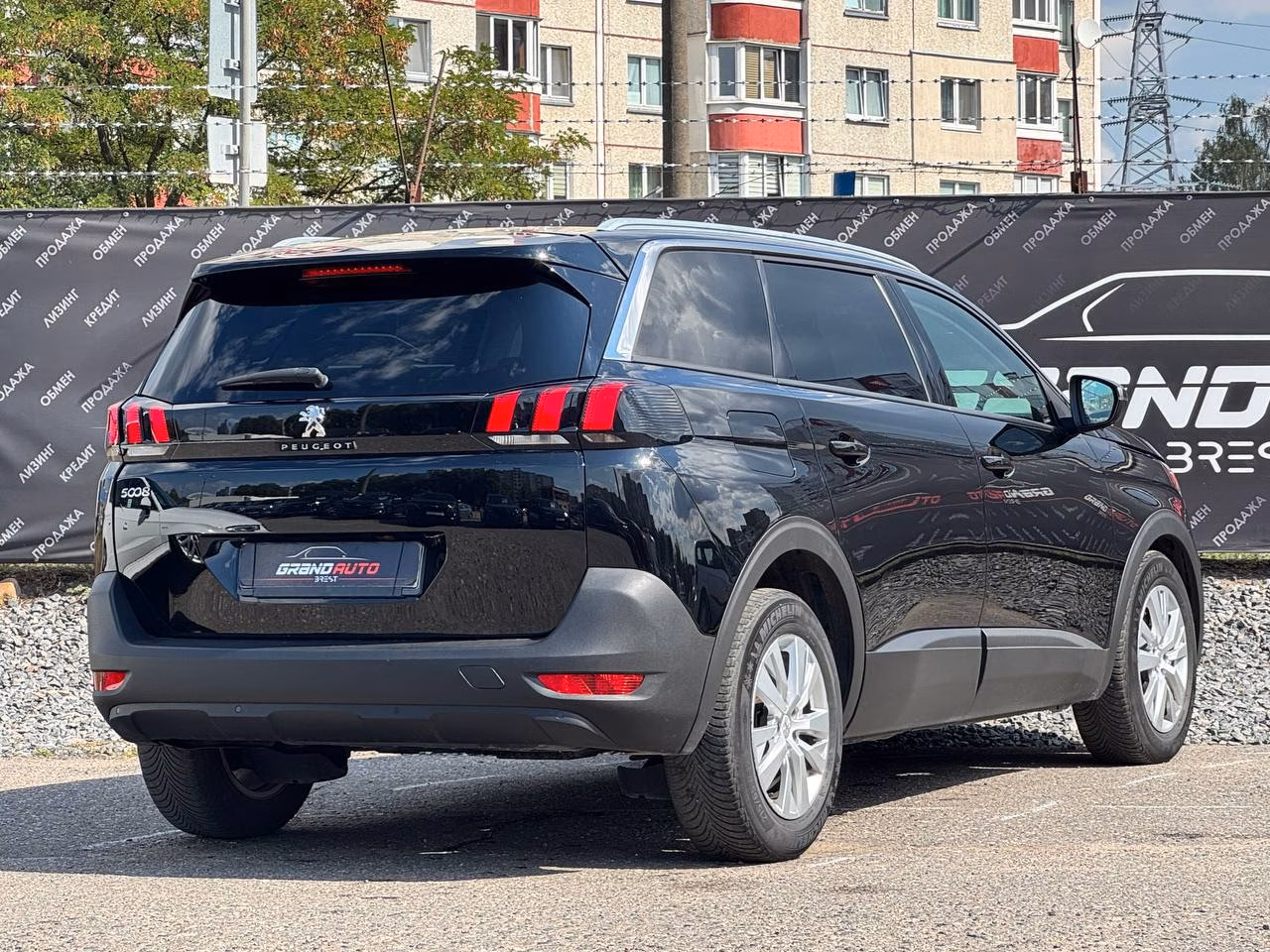 Peugeot 5008 фото 4