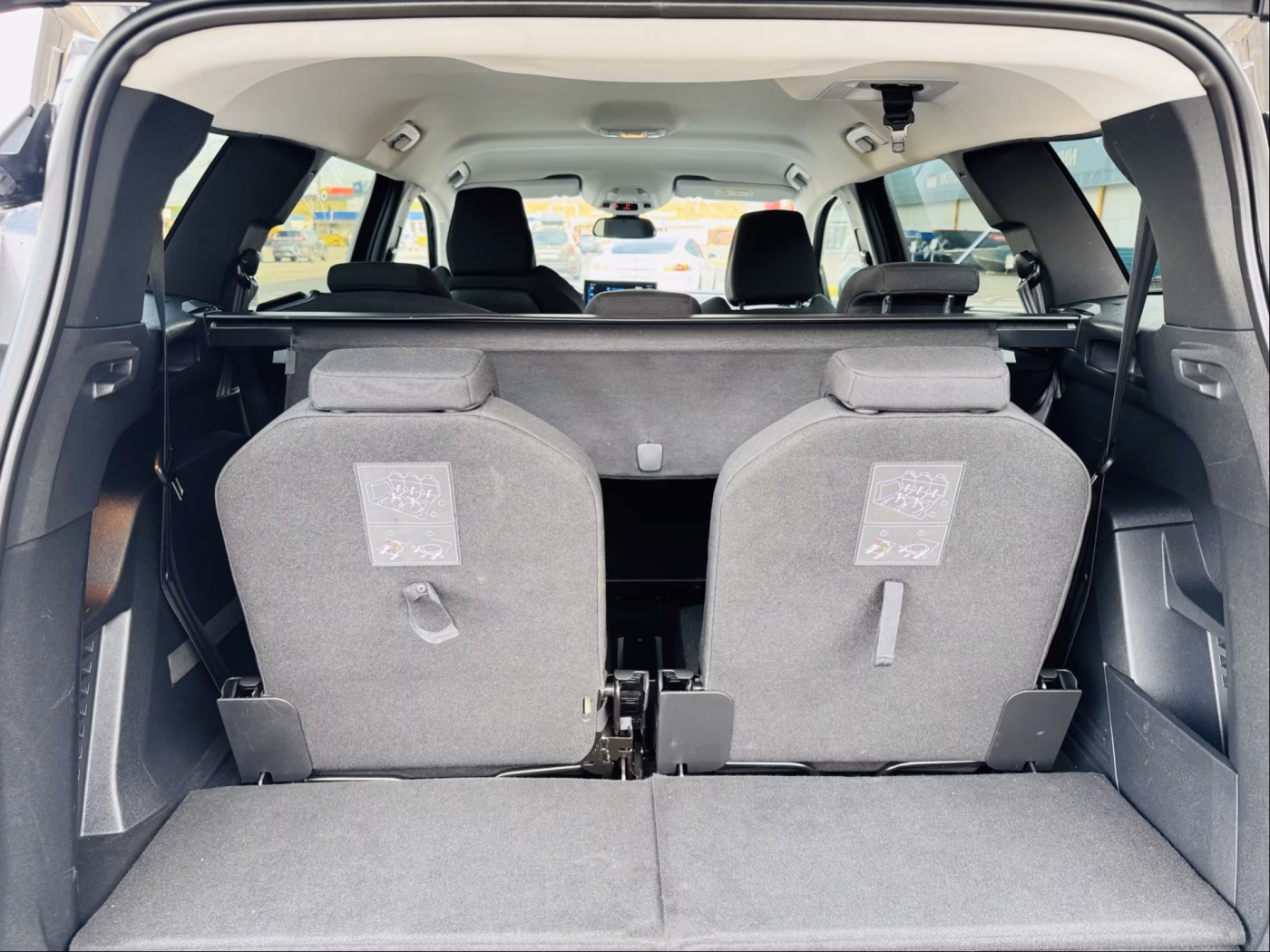 Peugeot 5008 фото 8