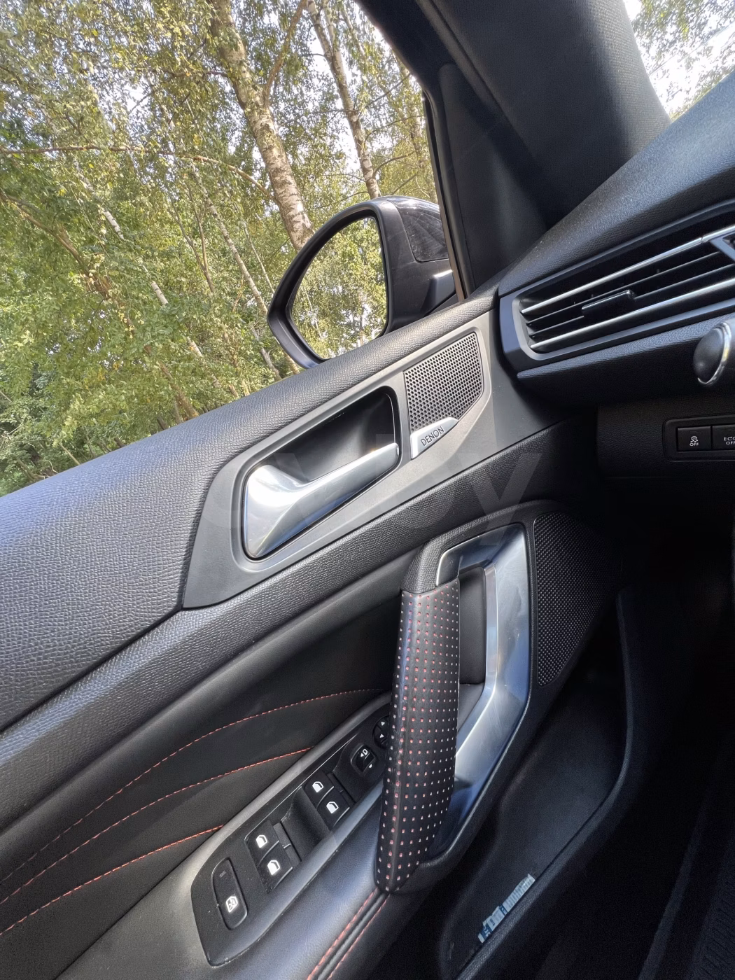Peugeot 308 фото 16