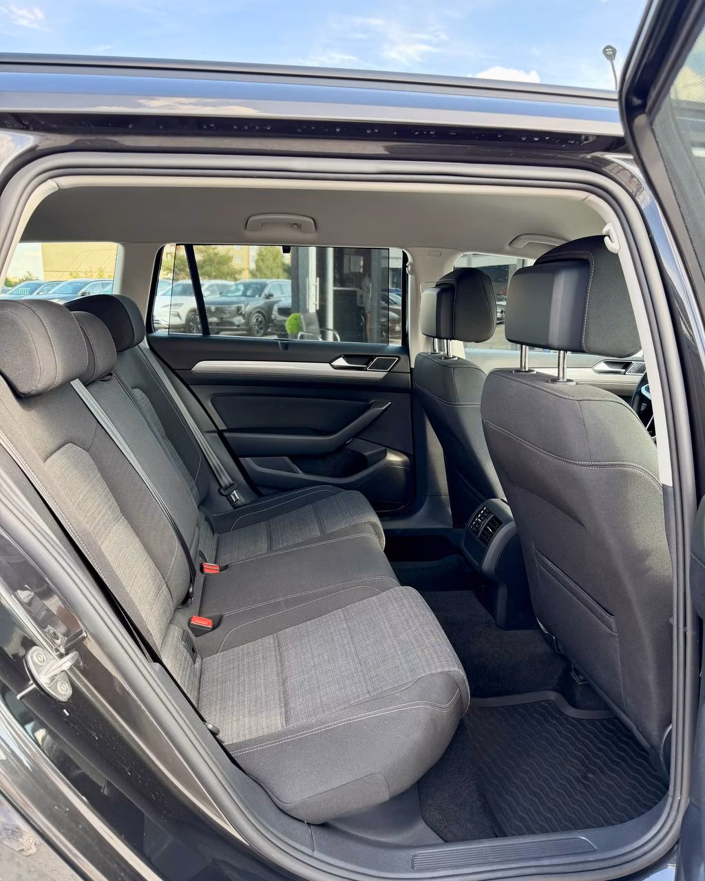 Volkswagen Passat фото 12