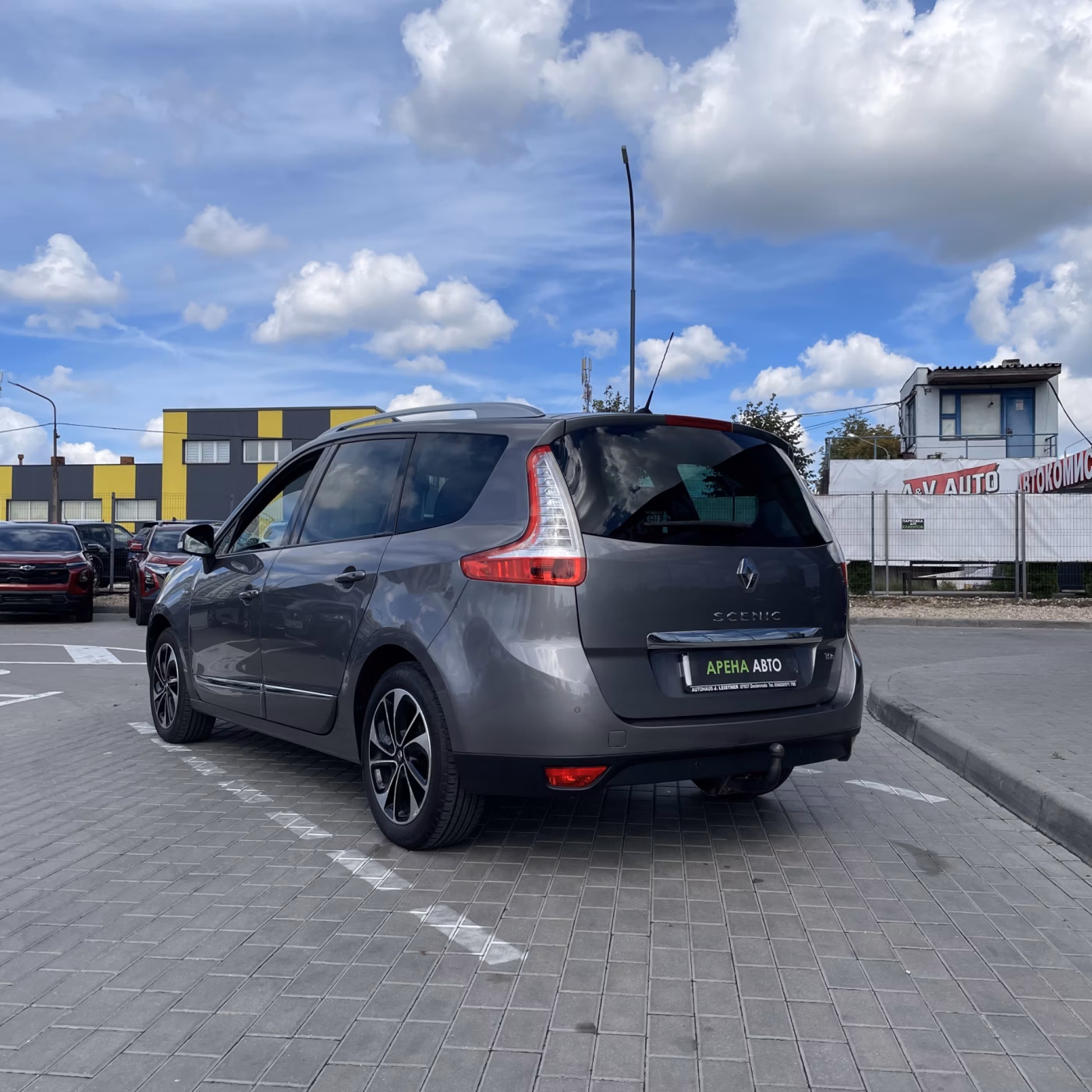 Renault Grand Scenic фото 6