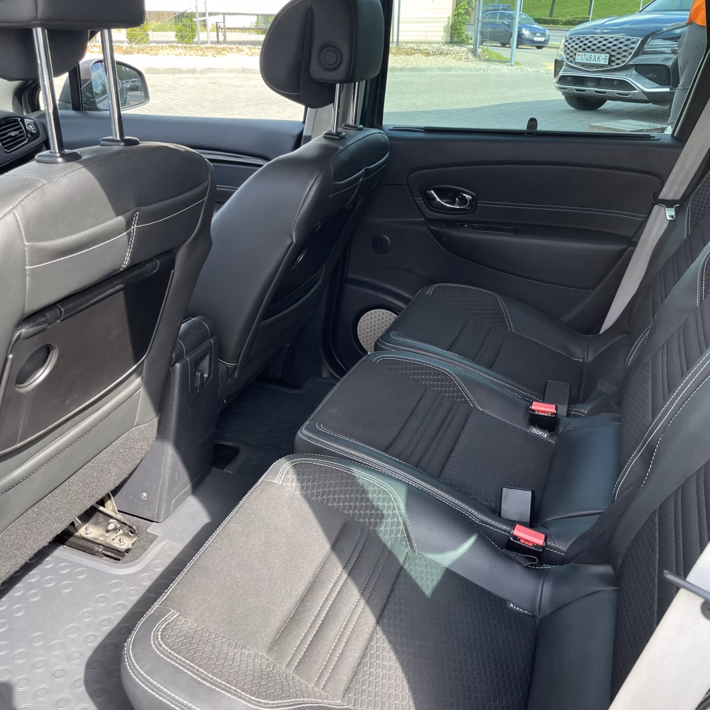 Renault Grand Scenic фото 14