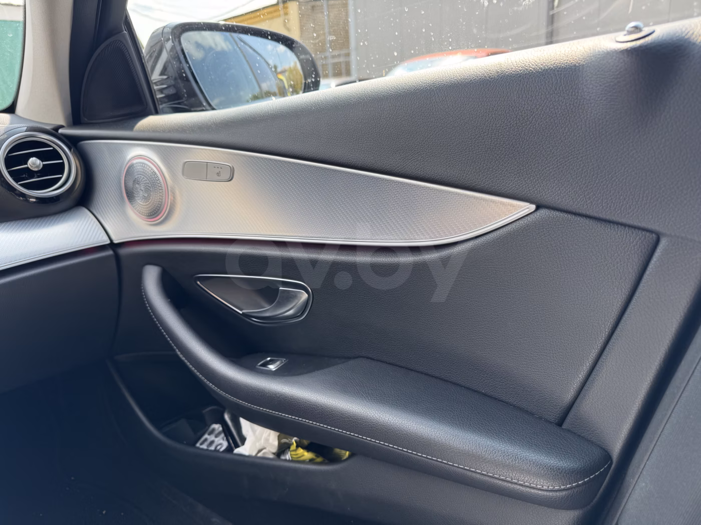 Mercedes-Benz E-Класс фото 10