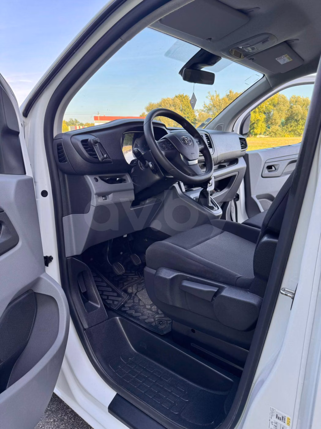 Toyota ProAce Verso фото 19