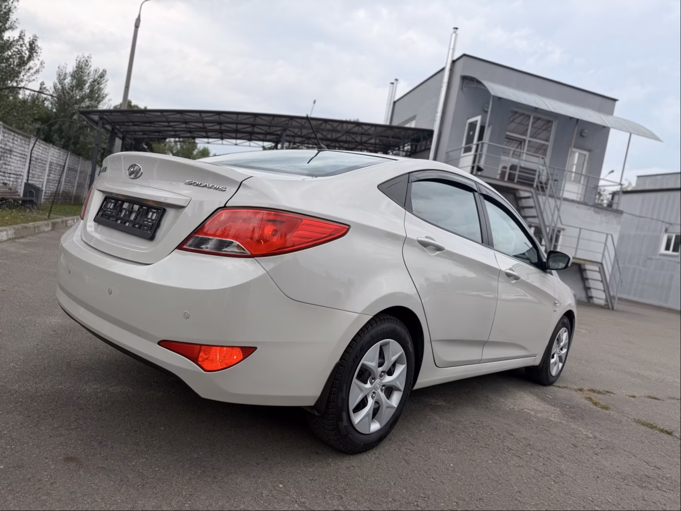 Hyundai Solaris фото 7