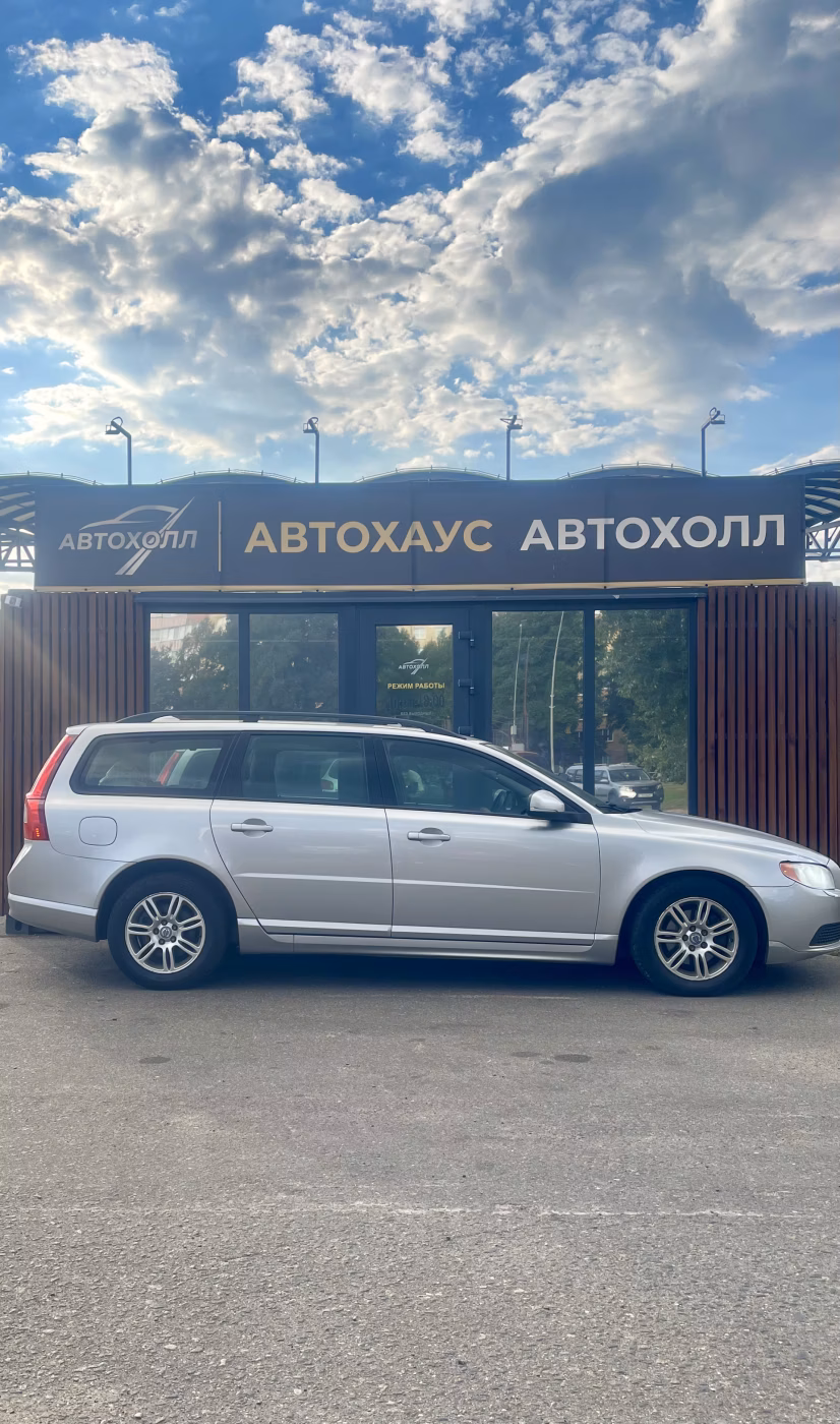 Volvo V70 фото 5