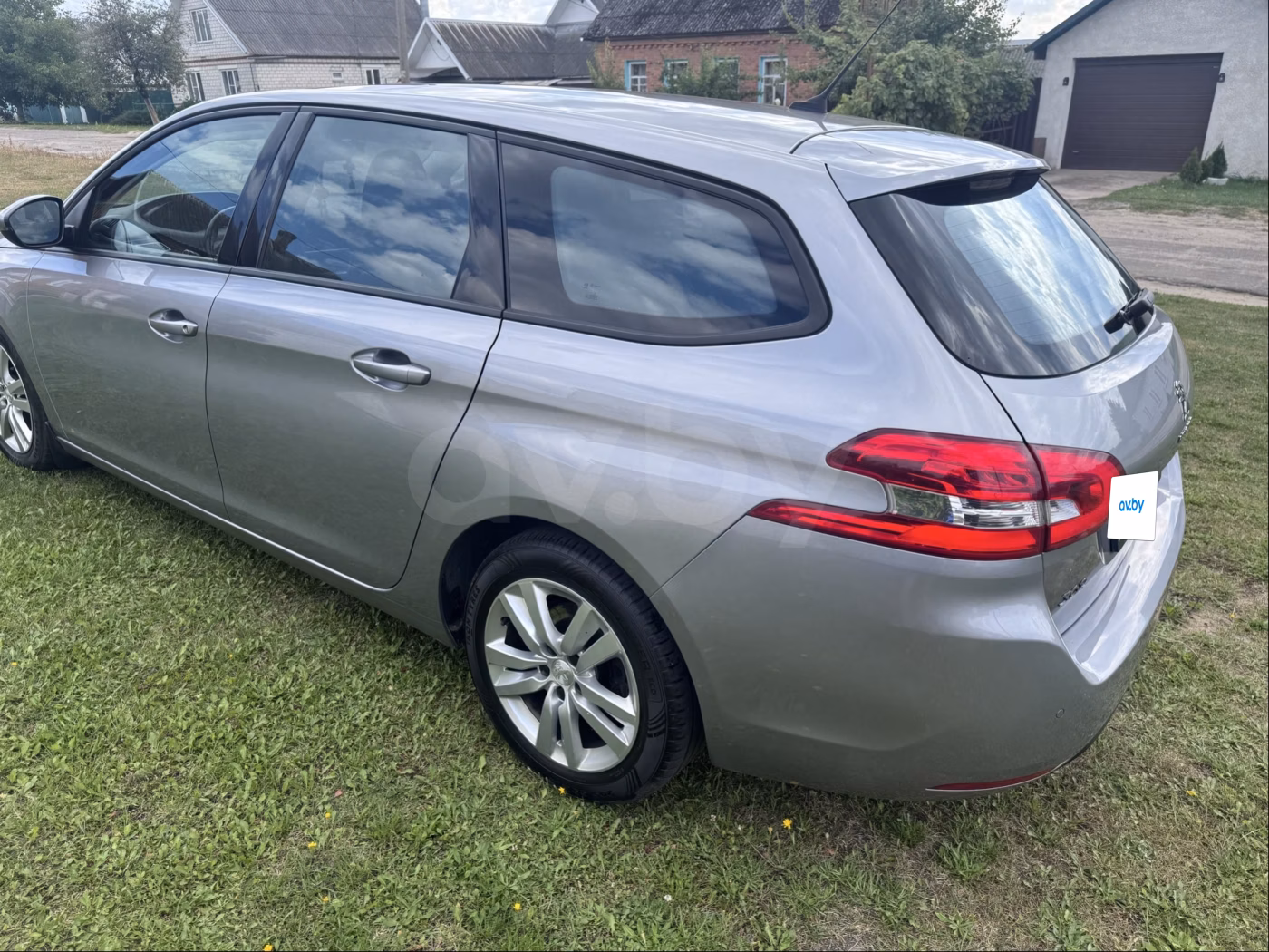 Peugeot 308 фото 10