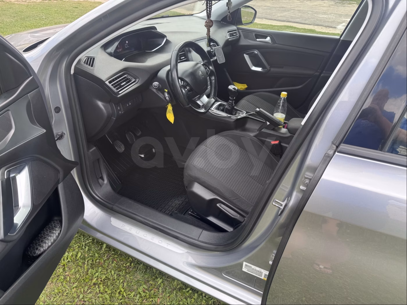 Peugeot 308 фото 11