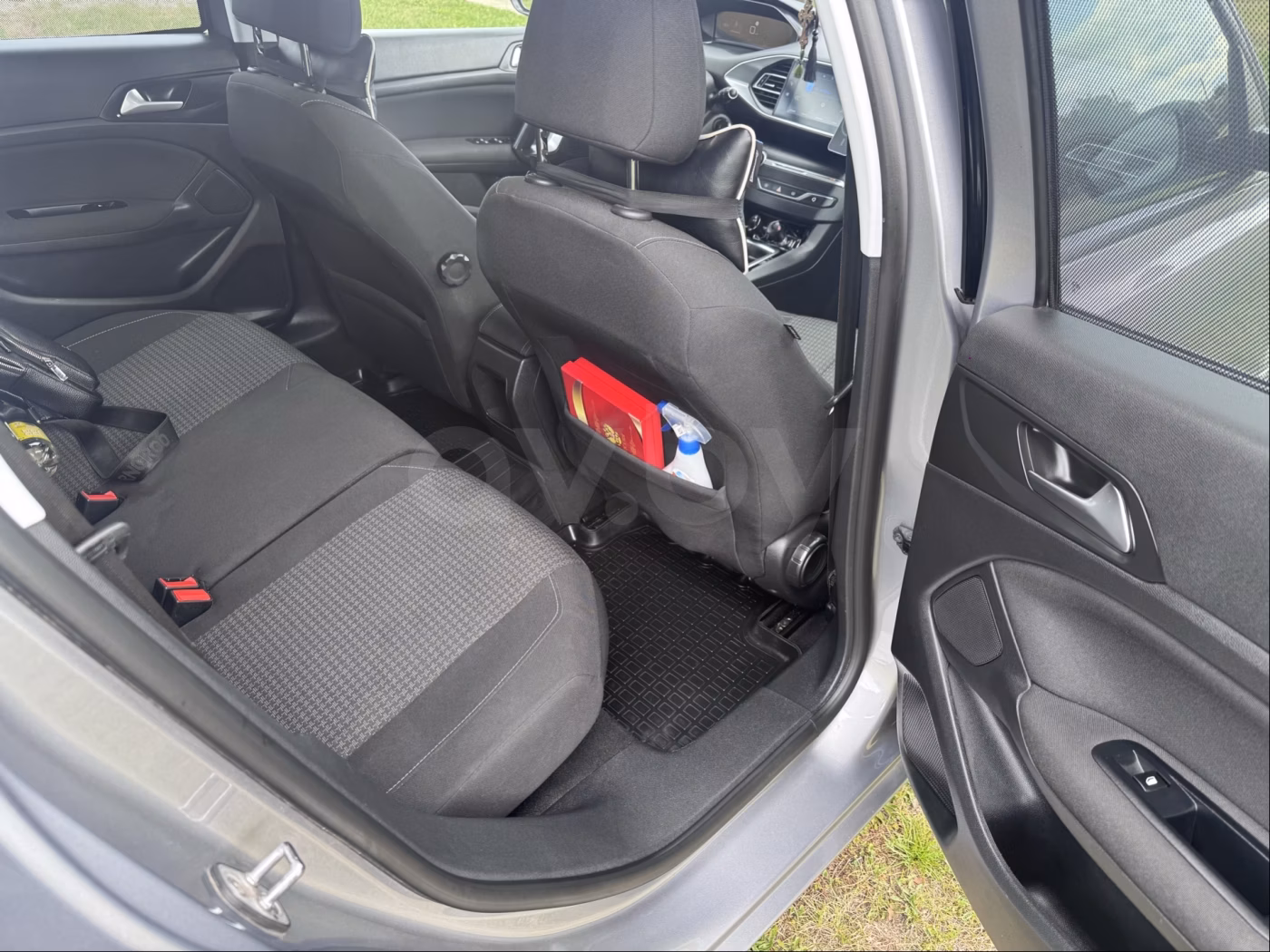 Peugeot 308 фото 14