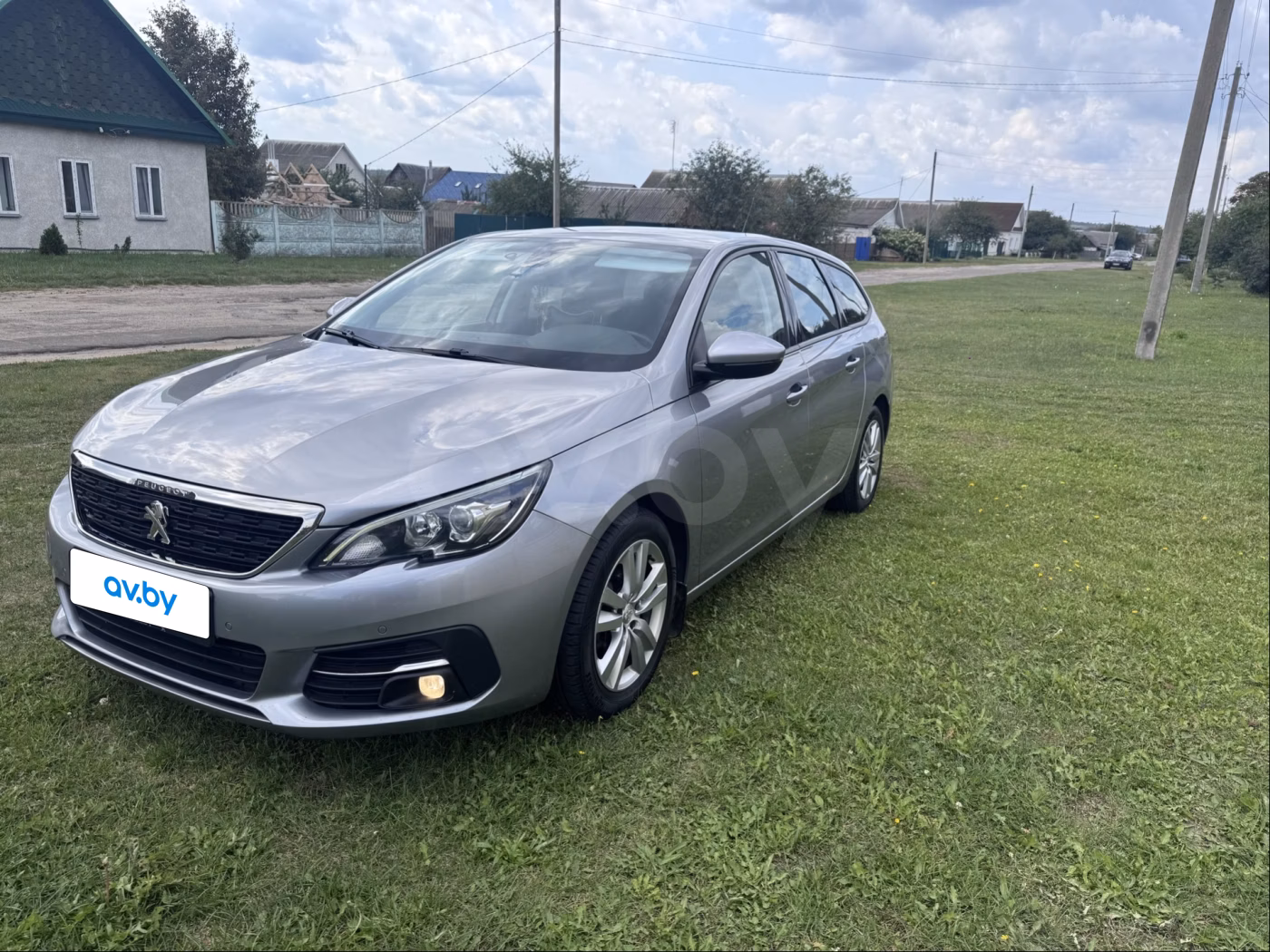 Peugeot 308 фото 2