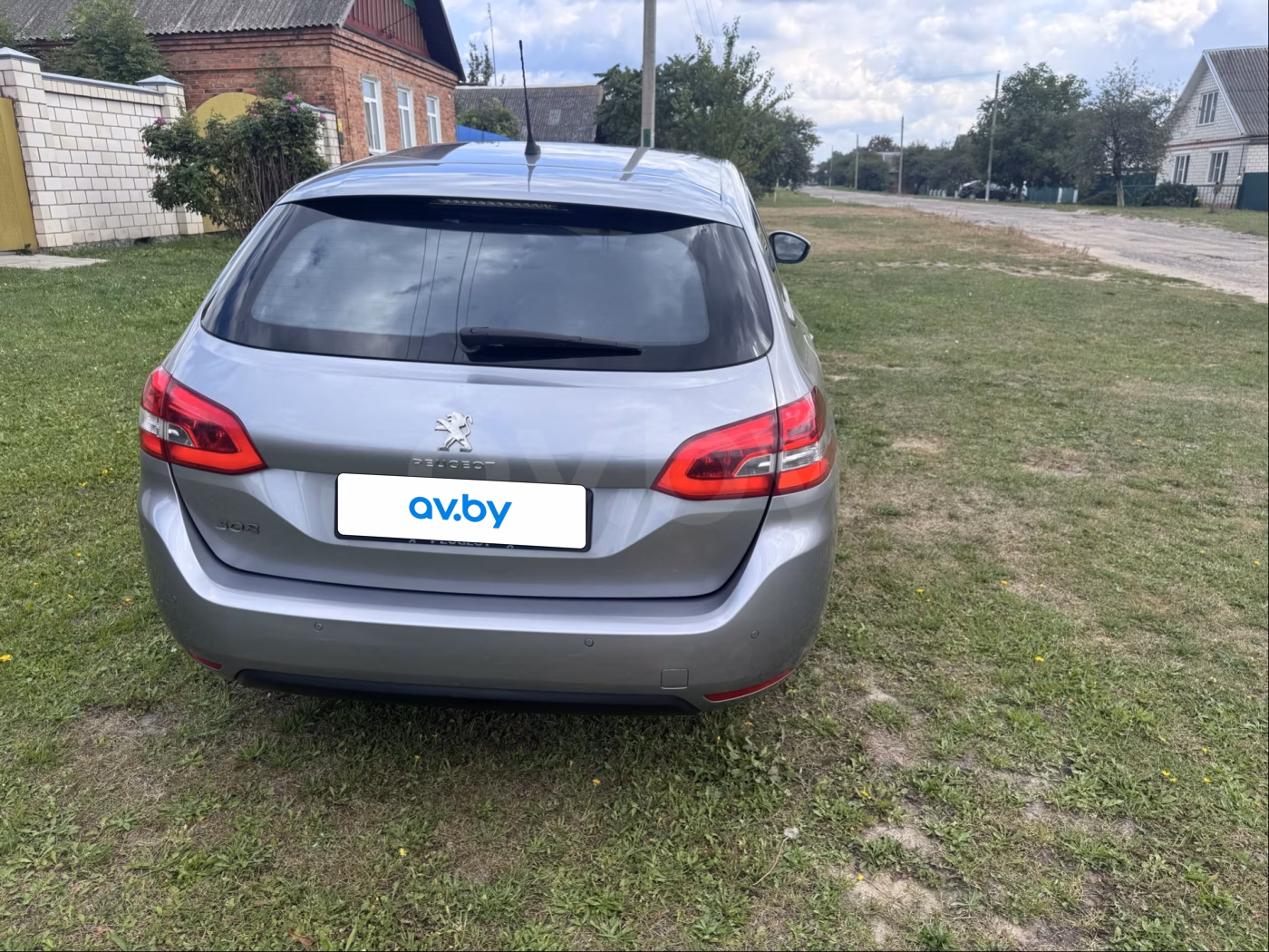 Peugeot 308 фото 8