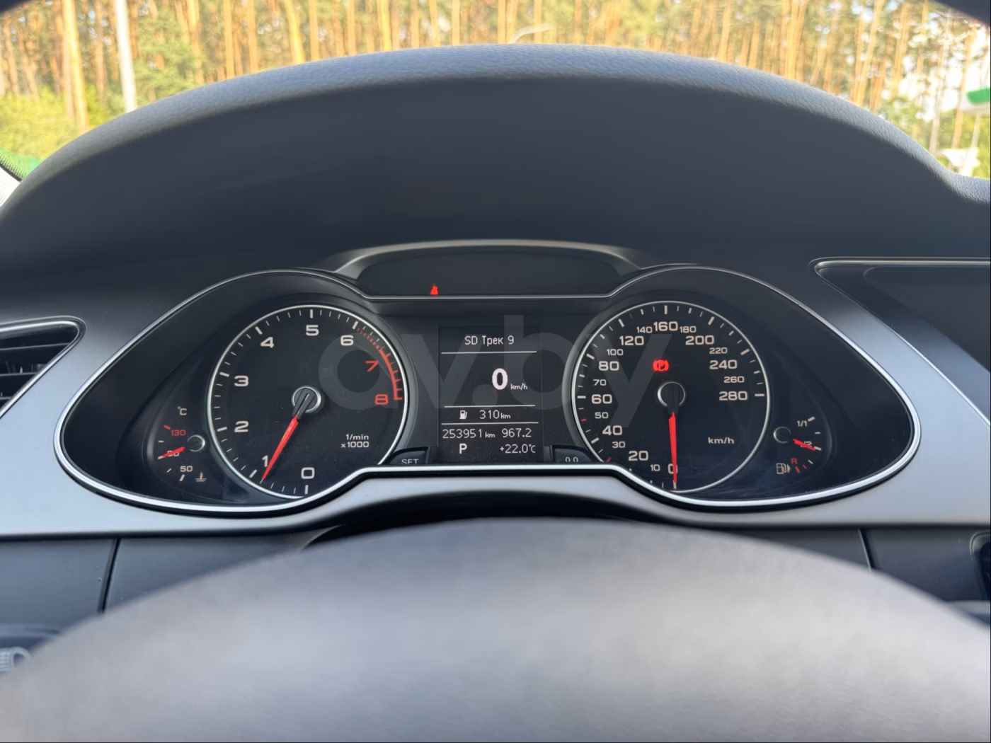 Audi A4 фото 9
