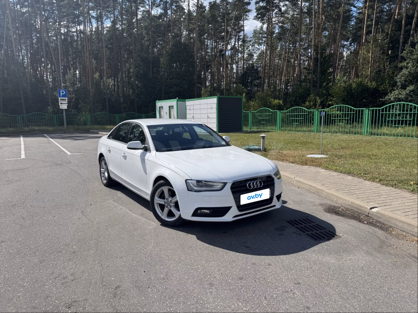 Audi A4 фото 5