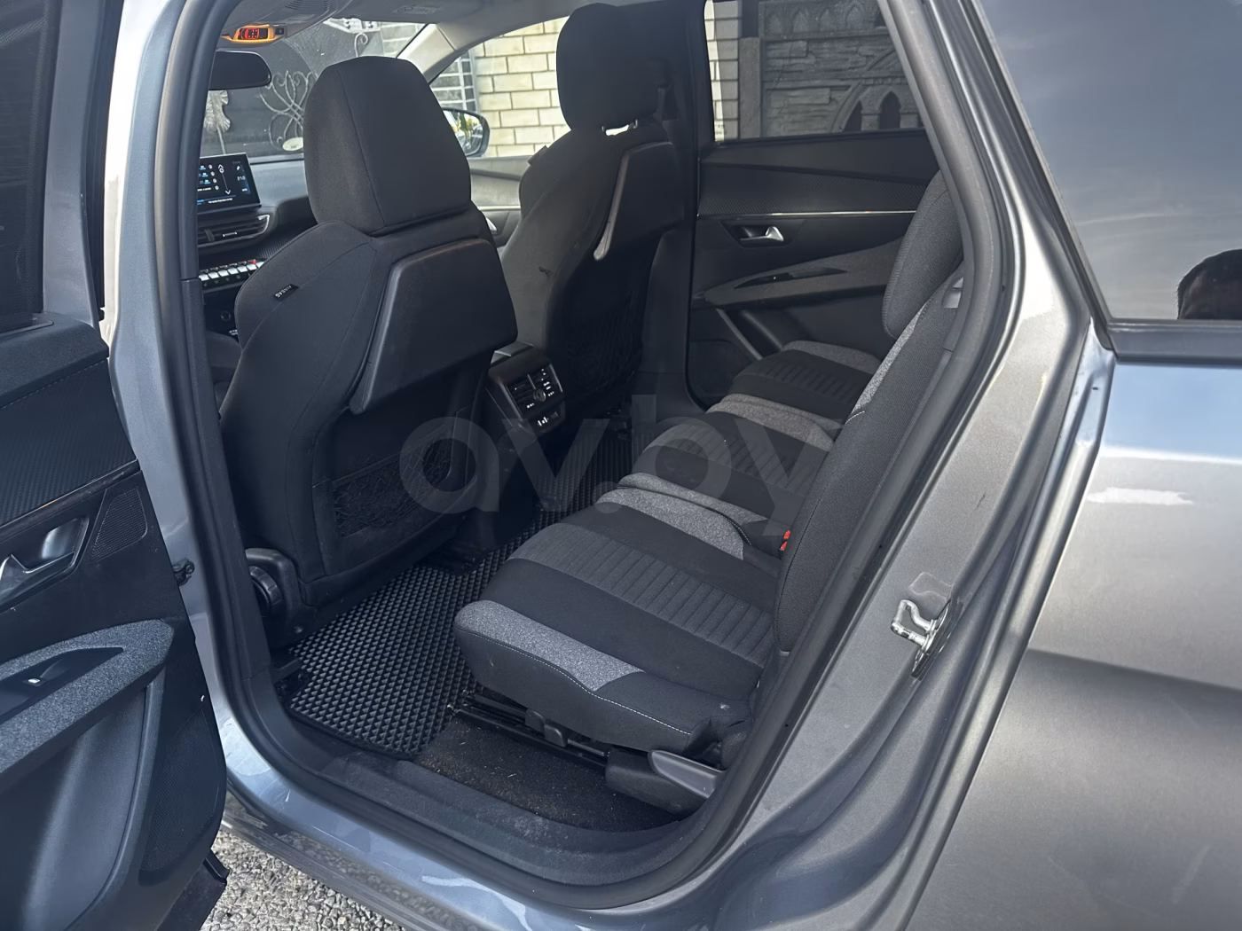 Peugeot 5008 фото 7