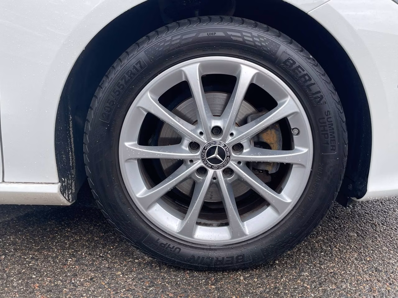 Mercedes-Benz CLA фото 21
