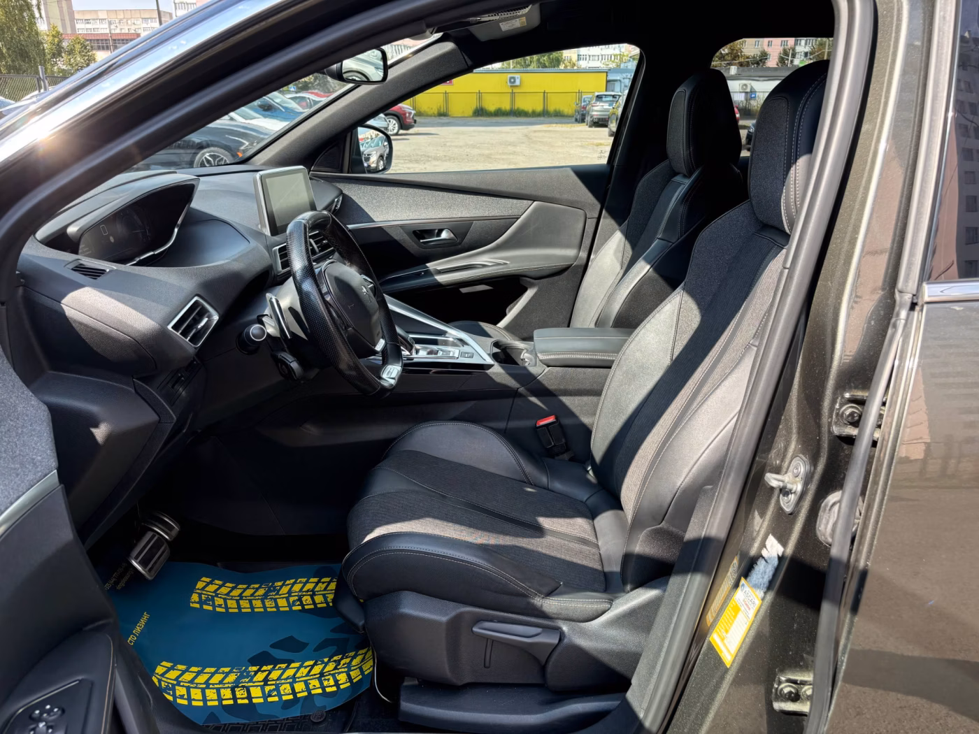 Peugeot 3008 фото 9