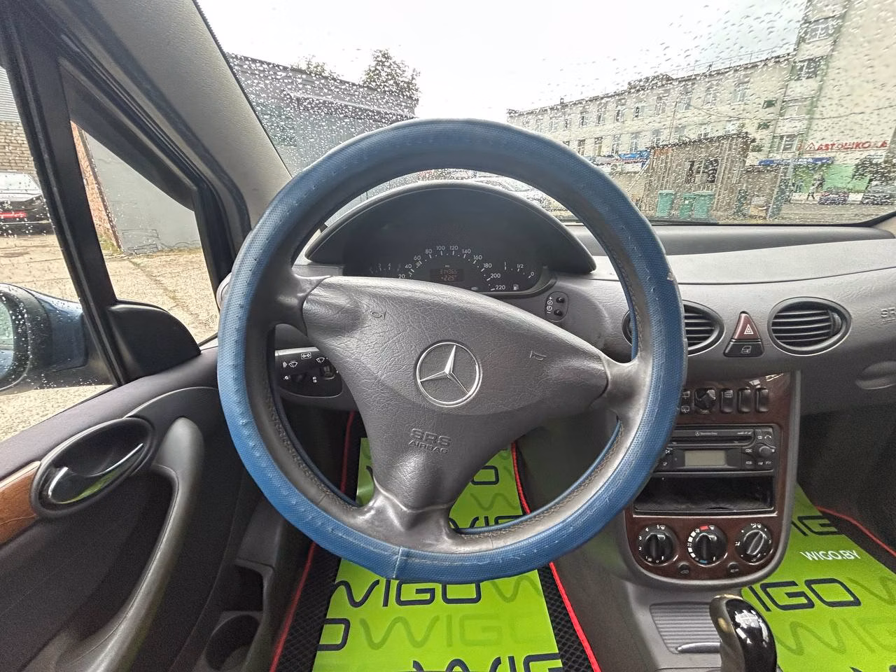 Mercedes-Benz A-Класс фото 11