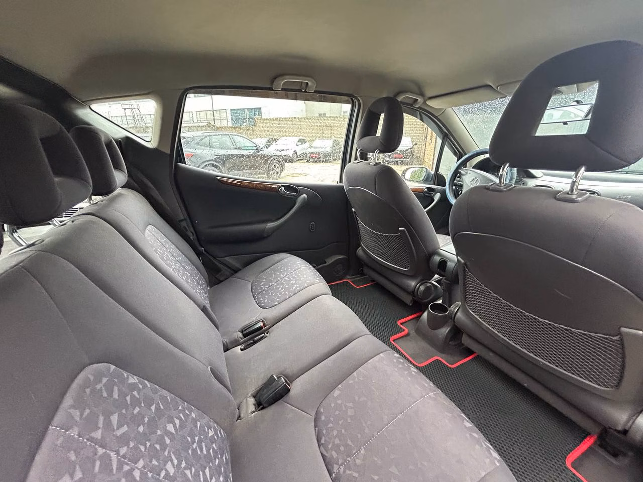 Mercedes-Benz A-Класс фото 13