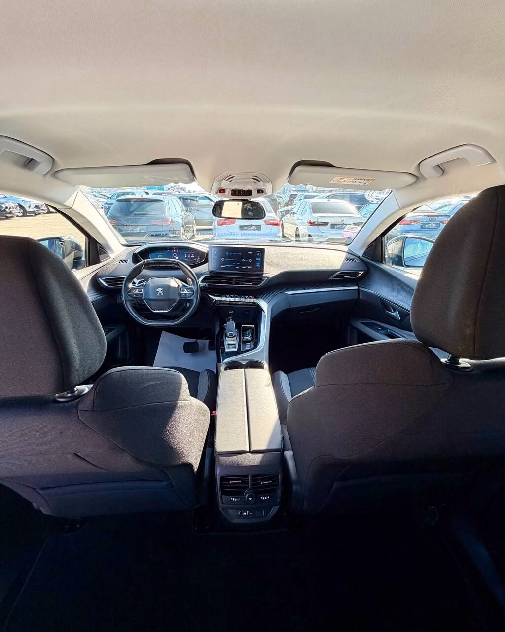 Peugeot 5008 фото 9
