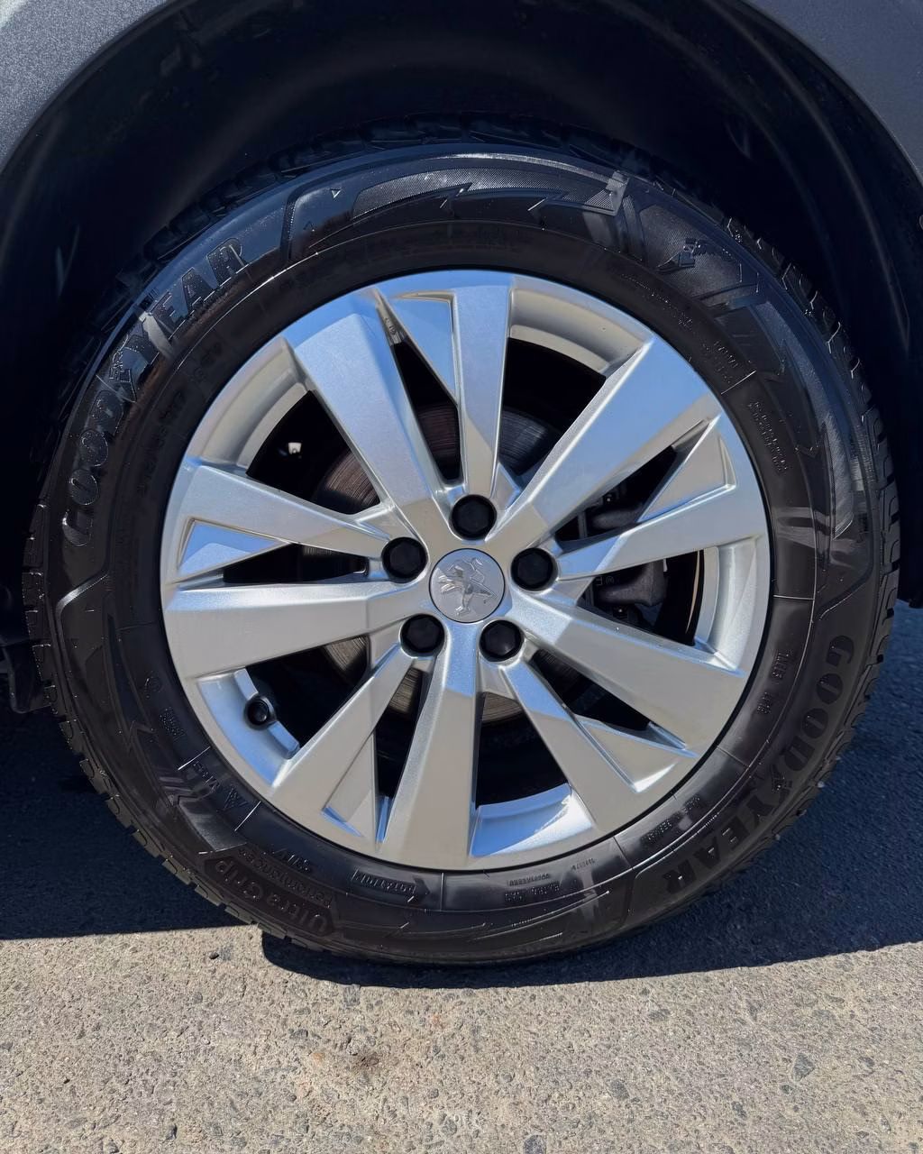 Peugeot 5008 фото 28