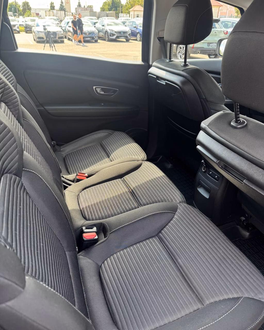 Renault Grand Scenic фото 12
