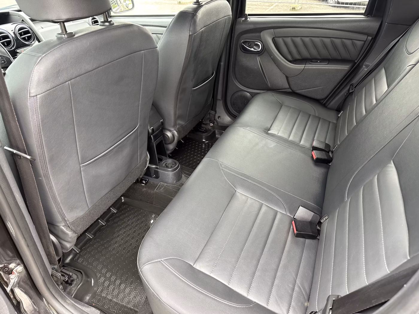 Renault Duster фото 9