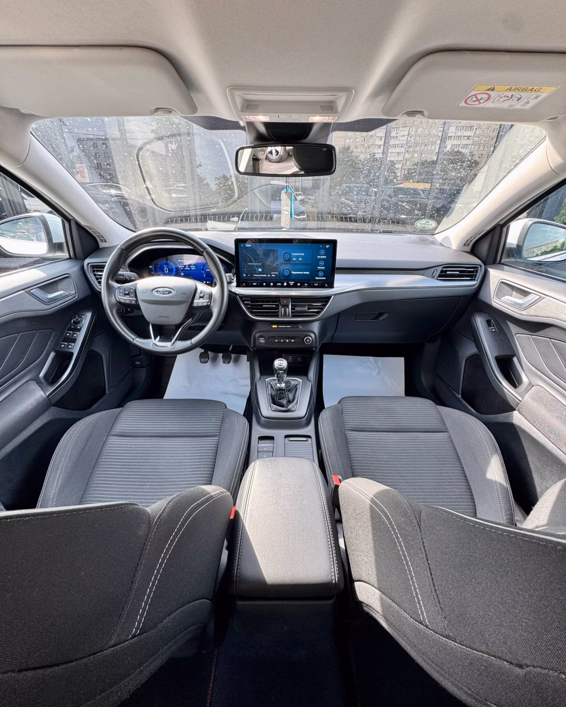 Ford Focus фото 9