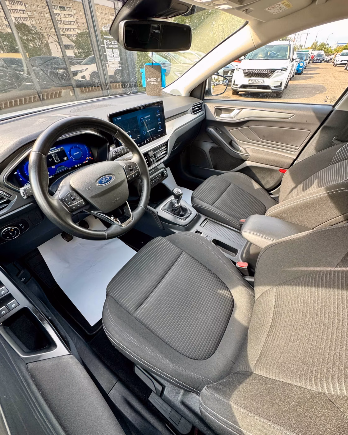 Ford Focus фото 10