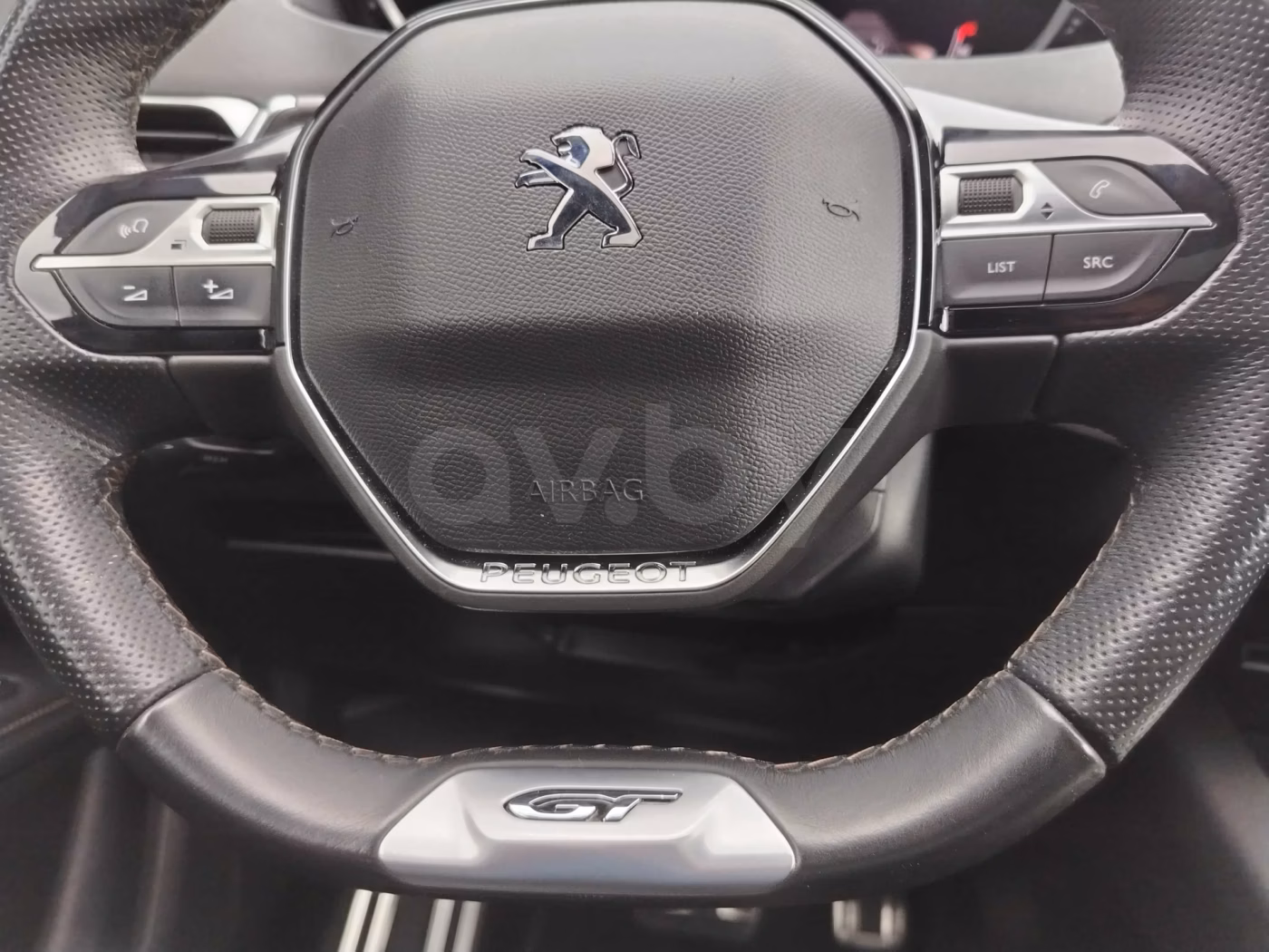 Peugeot 5008 фото 11