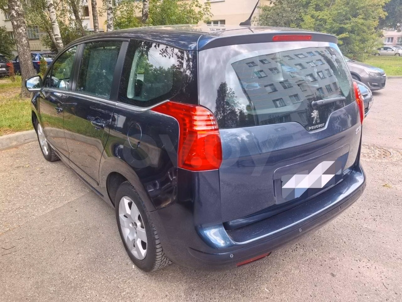 Peugeot 5008 фото 5