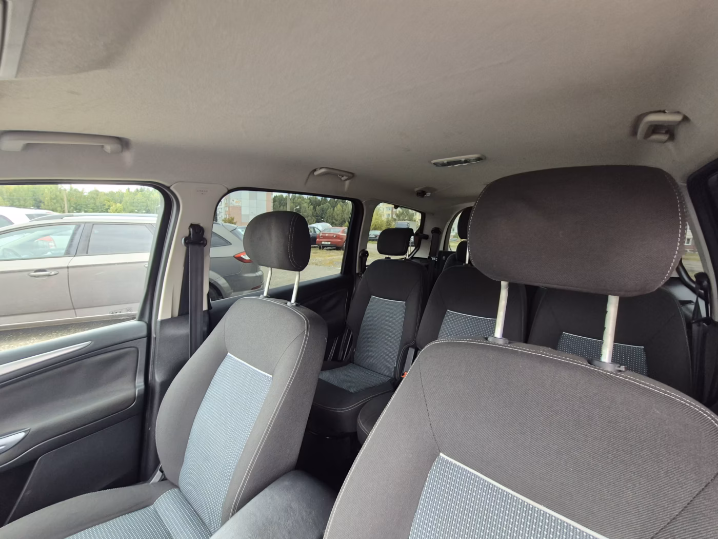 Ford Galaxy фото 12