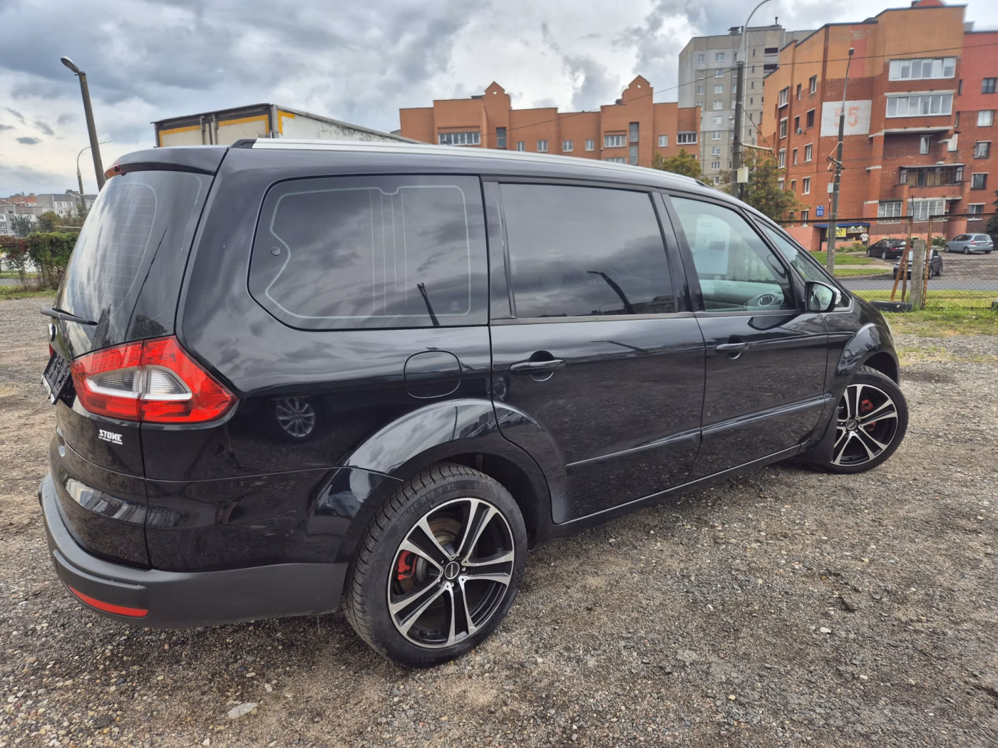 Ford Galaxy фото 4