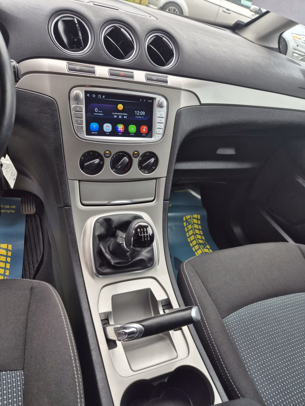 Ford Galaxy фото 11