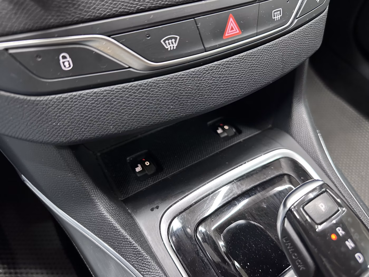 Peugeot 308 фото 17