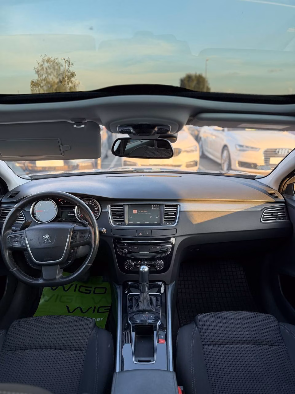 Peugeot 508 фото 9