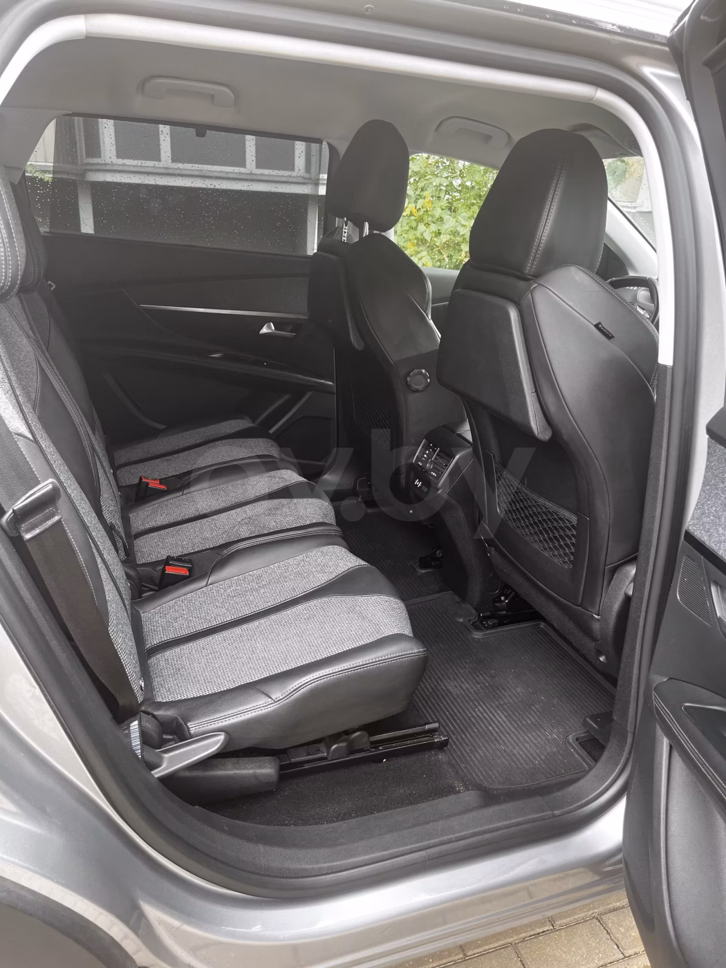 Peugeot 5008 фото 13