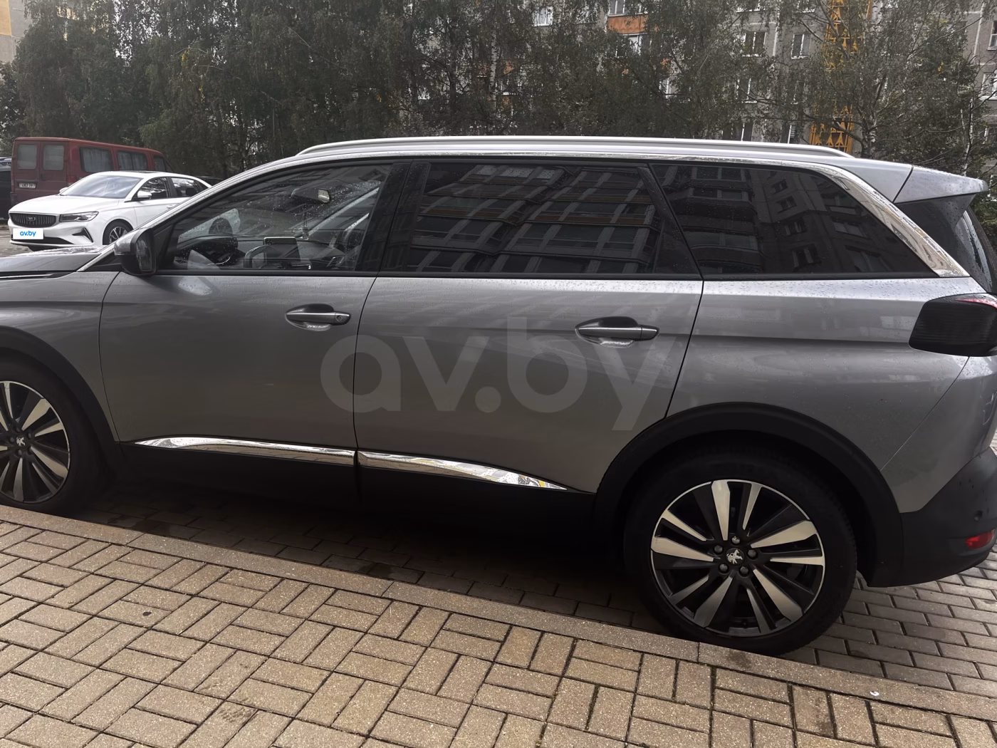 Peugeot 5008 фото 3