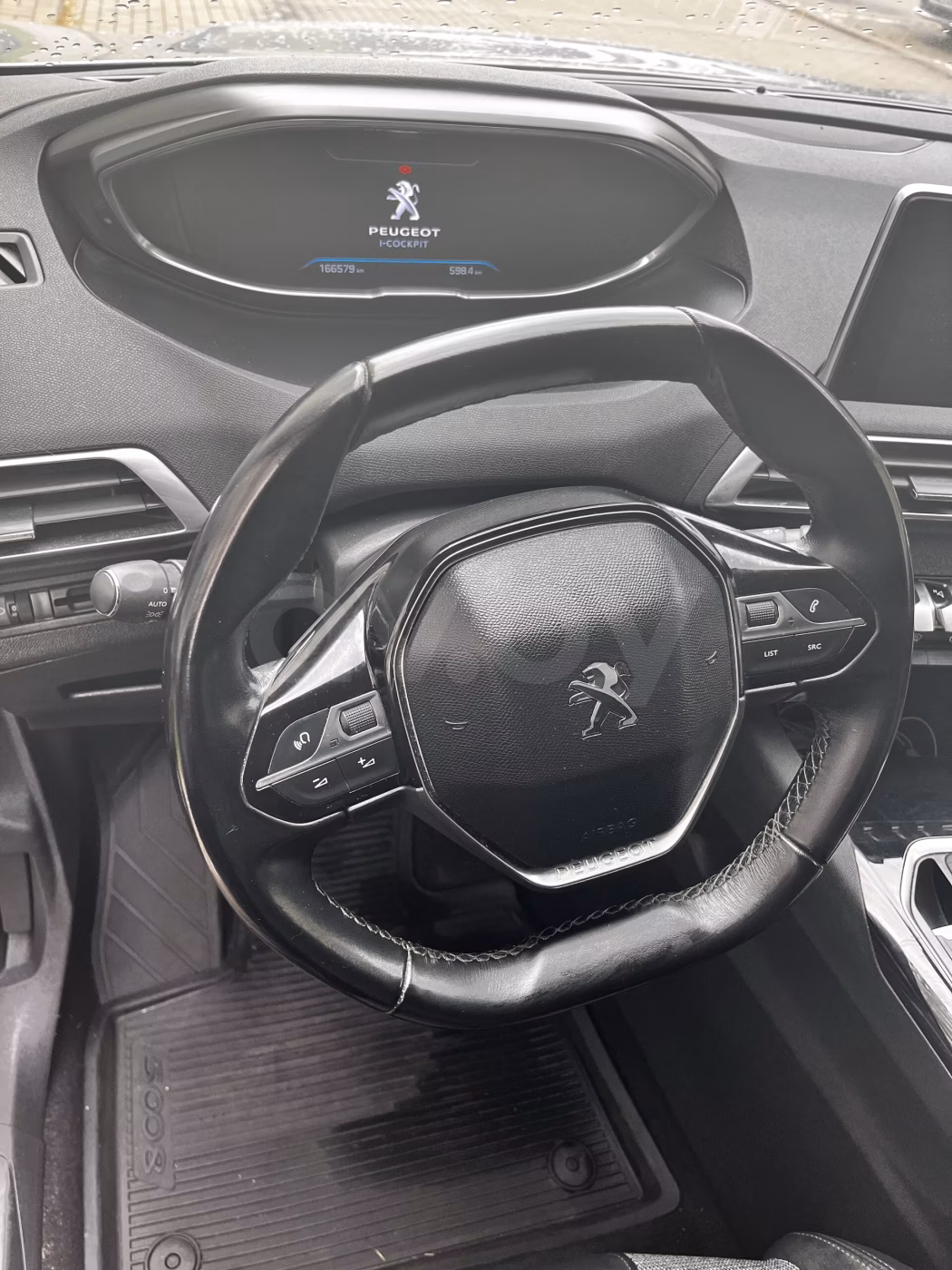 Peugeot 5008 фото 8