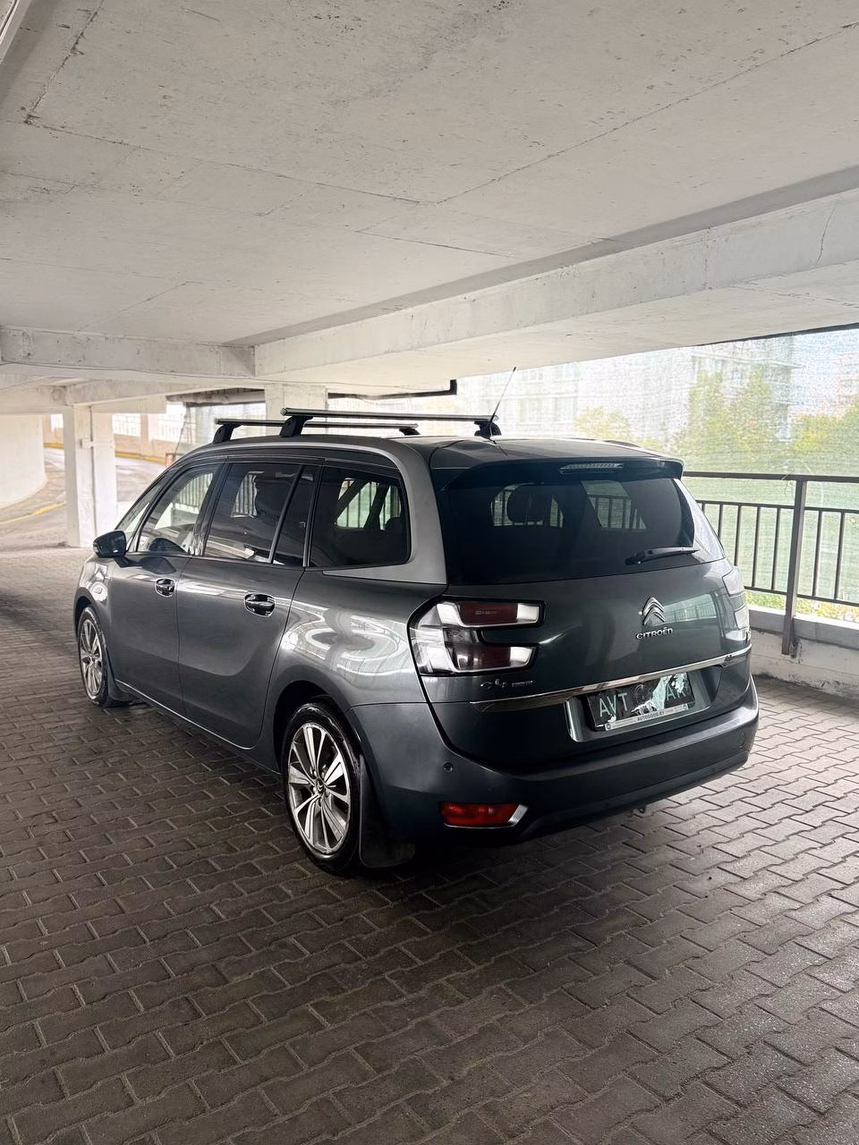 Citroen C4 Grand Picasso фото 4