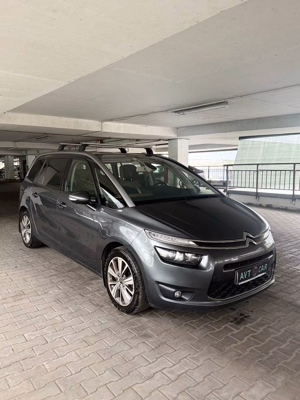 Citroen C4 Grand Picasso фото 10