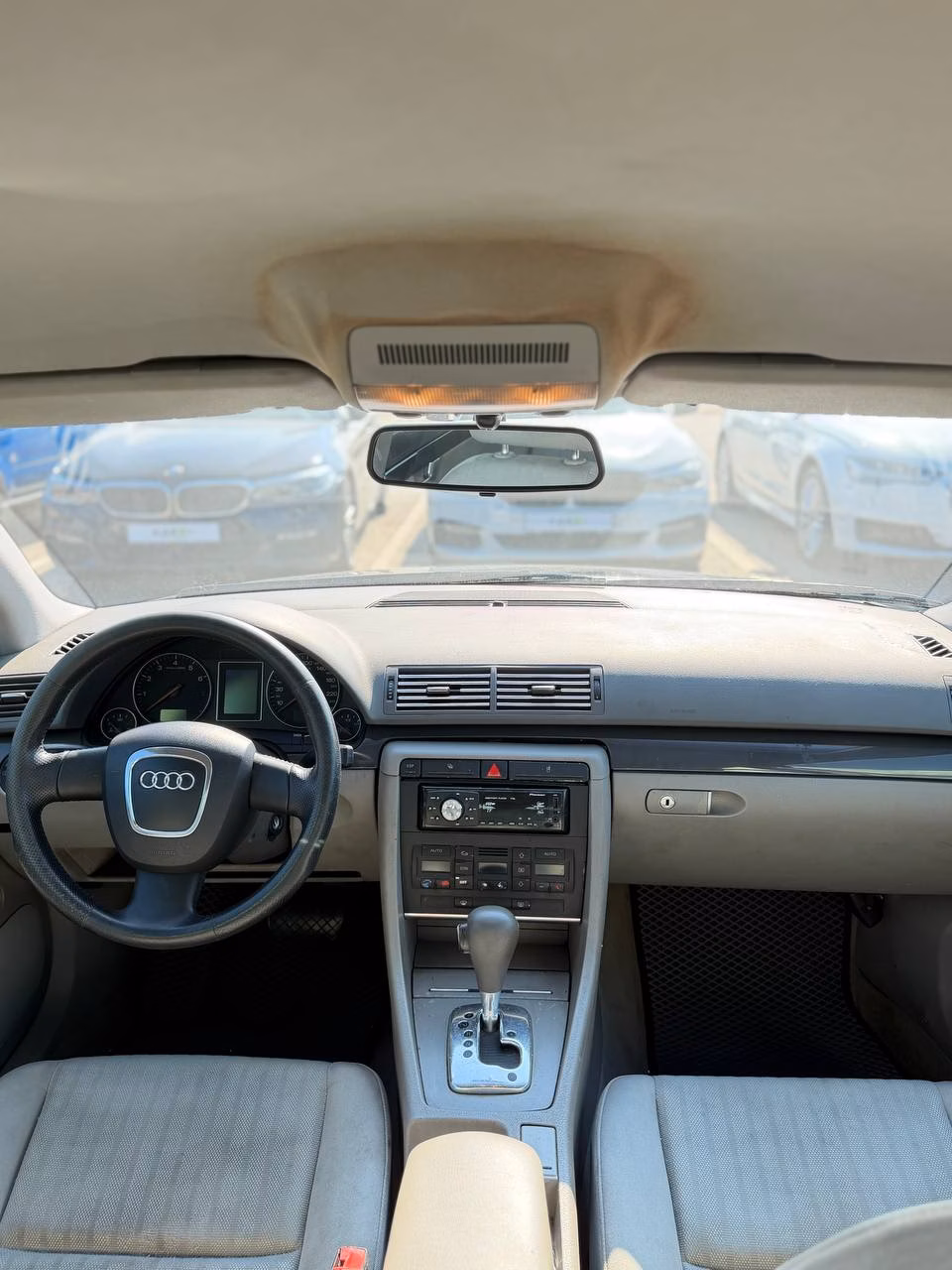 Audi A4 фото 10