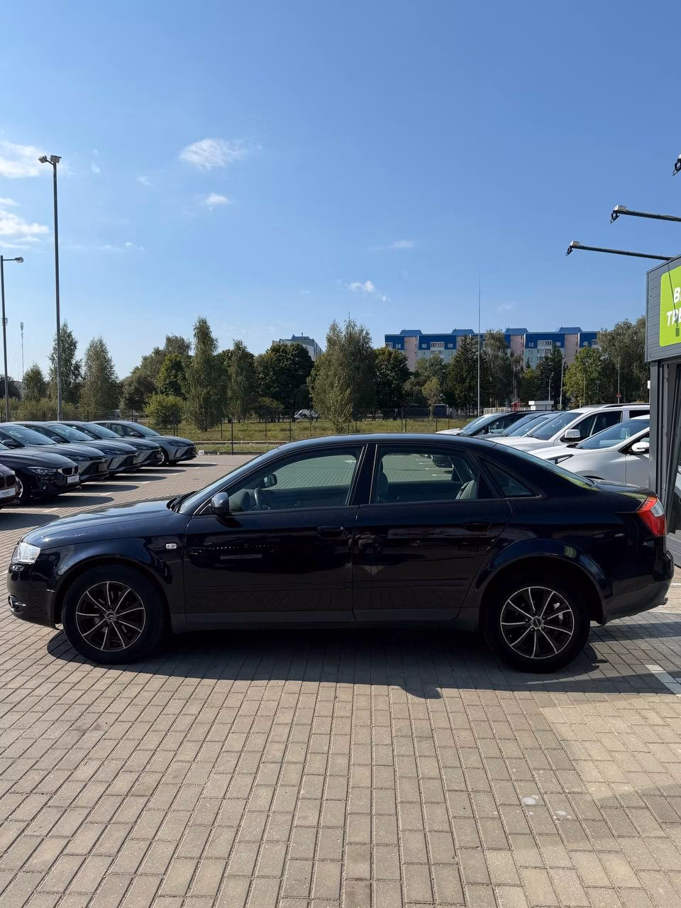Audi A4 фото 4