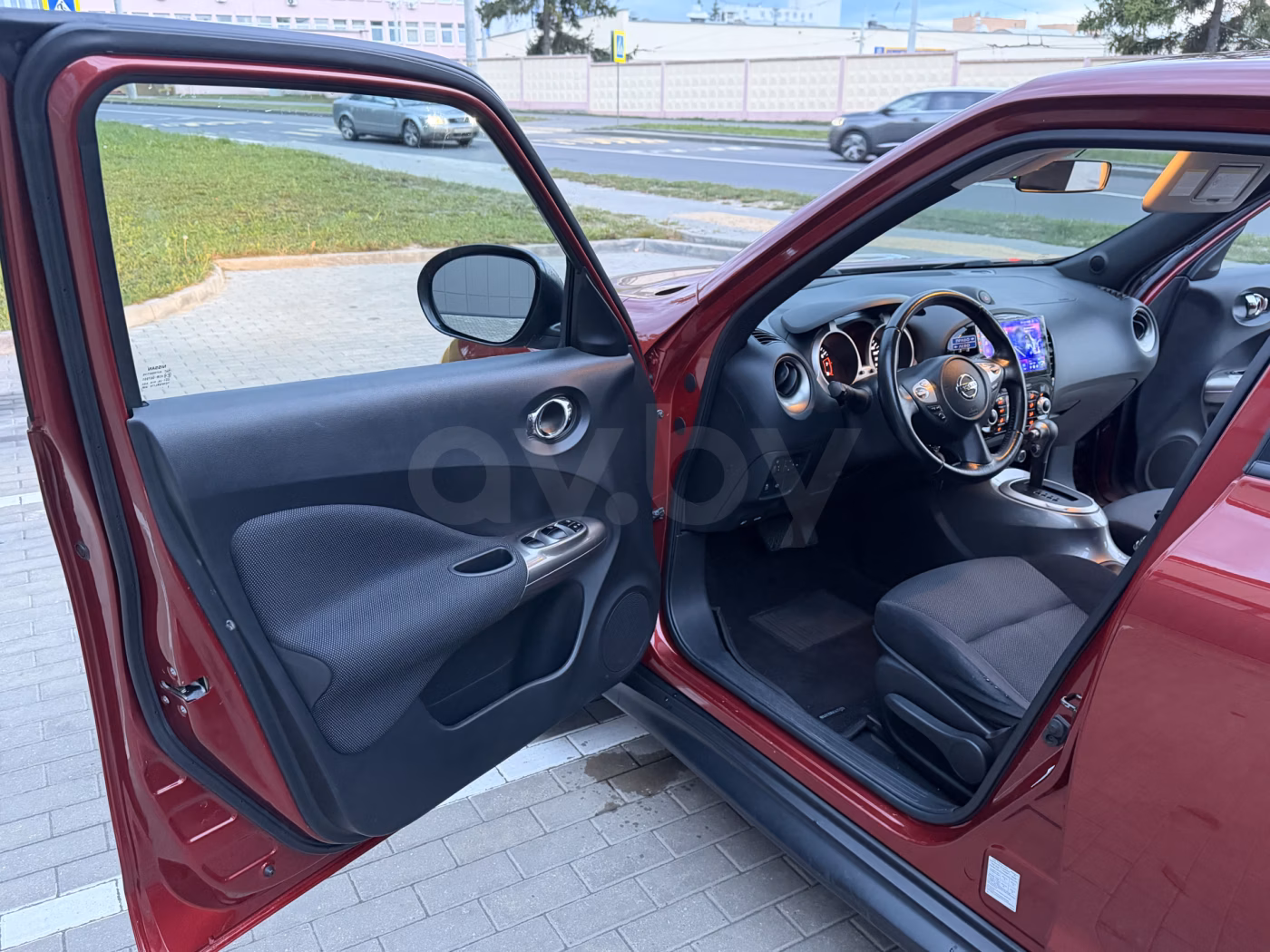 Nissan Juke фото 8